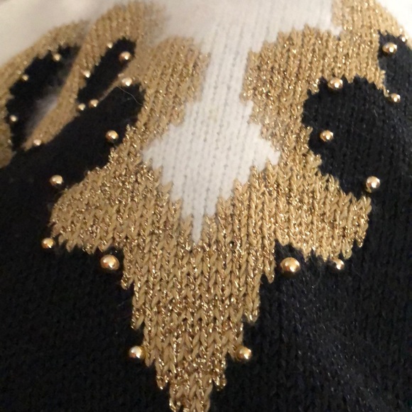 Vintage Beautiful Sweater - Picture 7 of 7